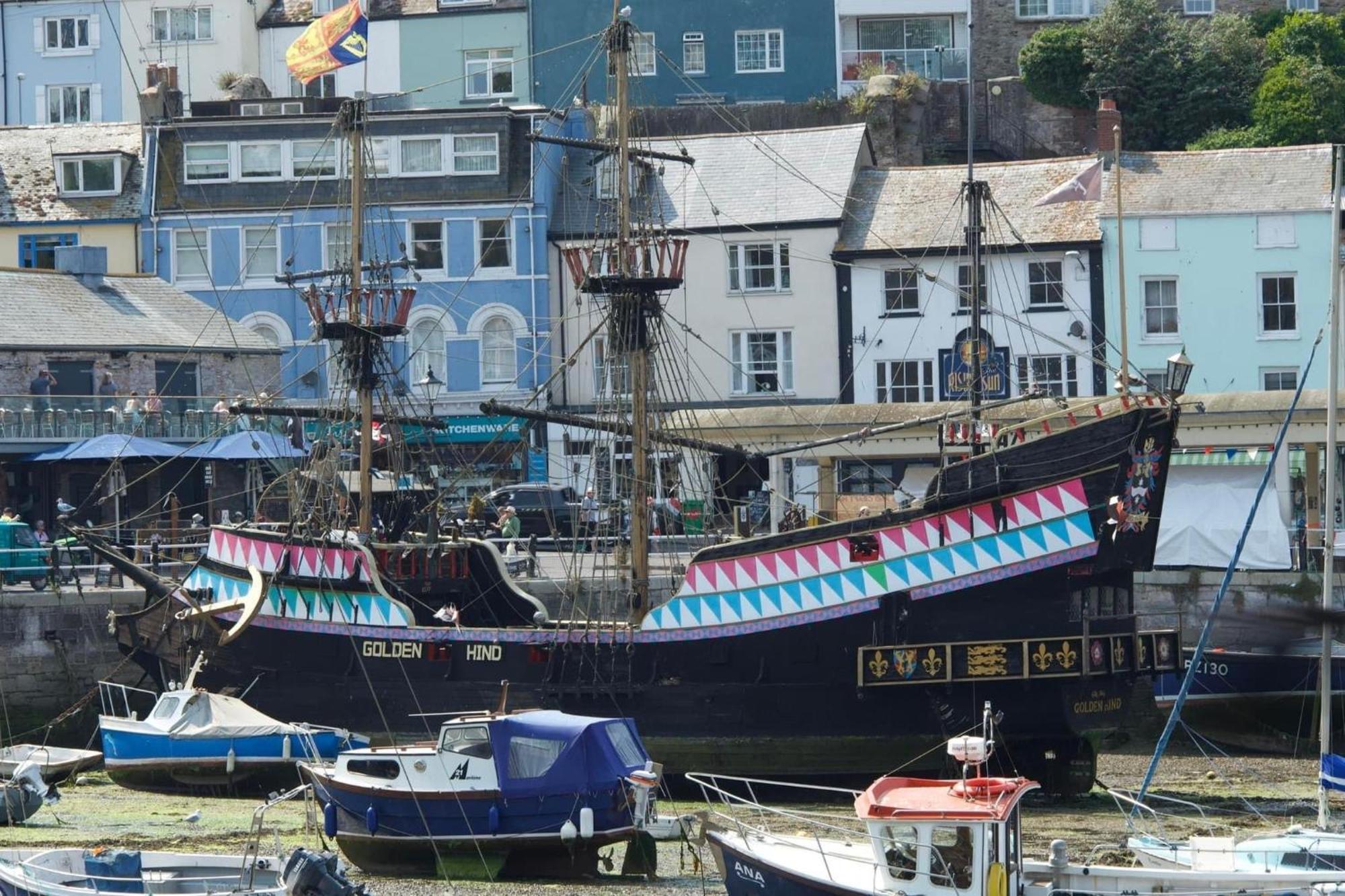 Апартаменты Captain'S Keep - Brixham - With Designated Parking Экстерьер фото